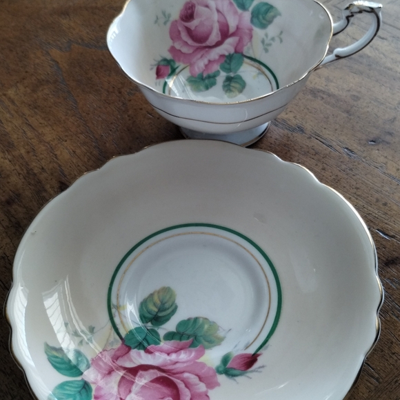 Vintage Paragon Double Warrant Pink Cabbage Rose Teacup And Saucer - Picture 11 of 15